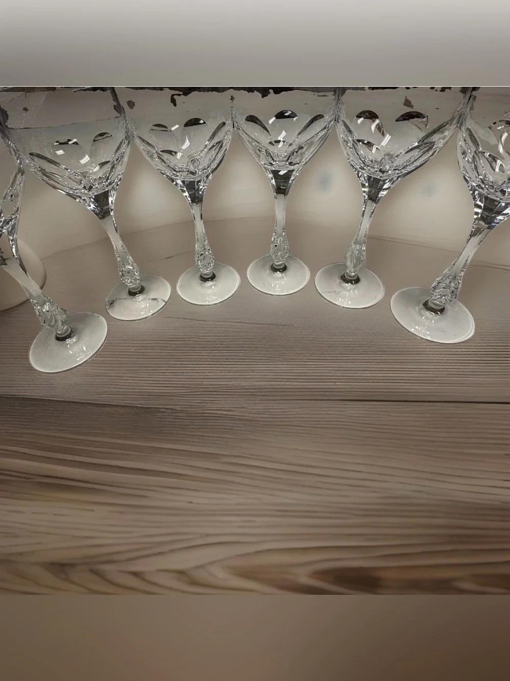 Crystal Cut Wine Glasses - Clear Stemware Set